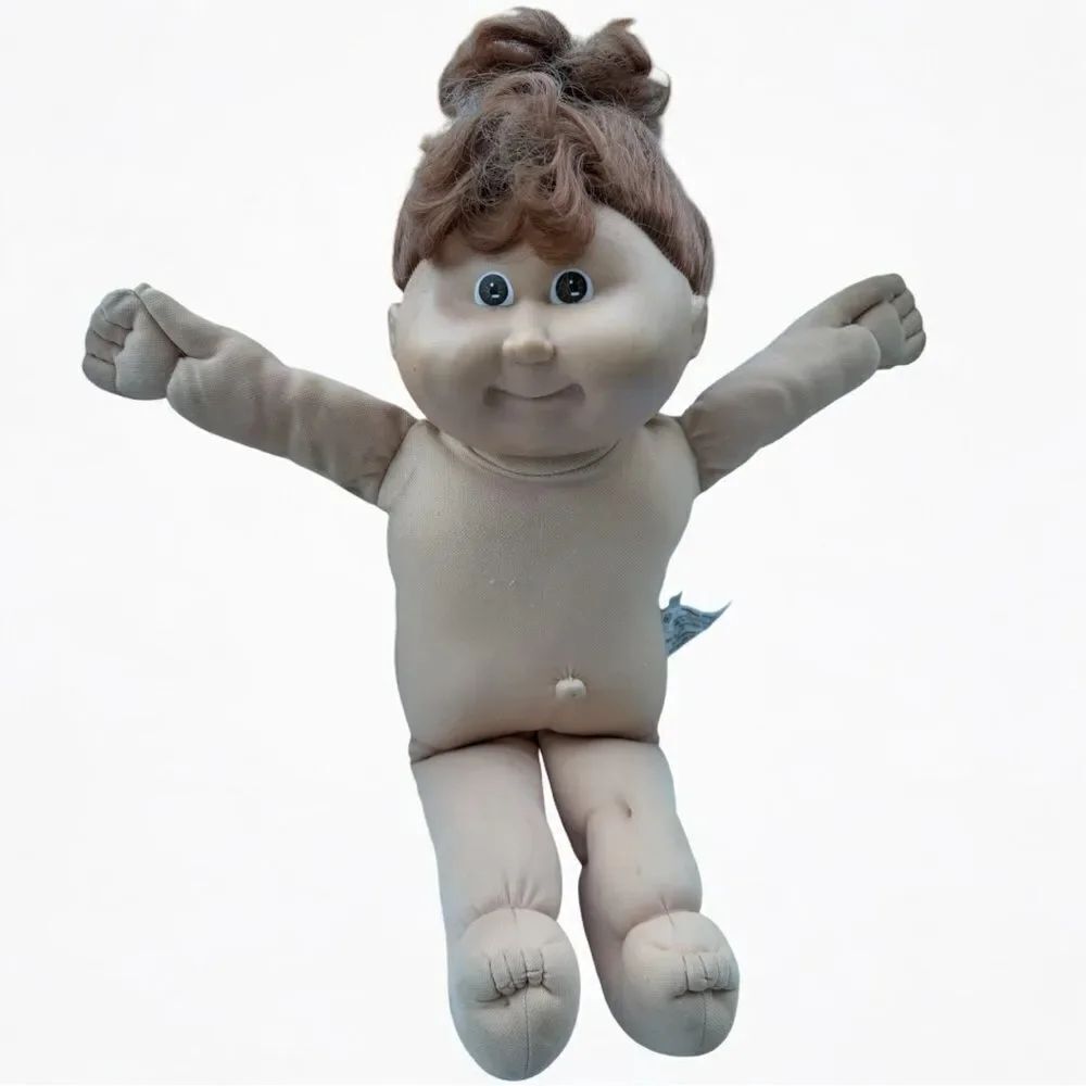 Cabbage Patch Kid 1983 Doll – Signed Xavier Roberts – Vintage Collectible